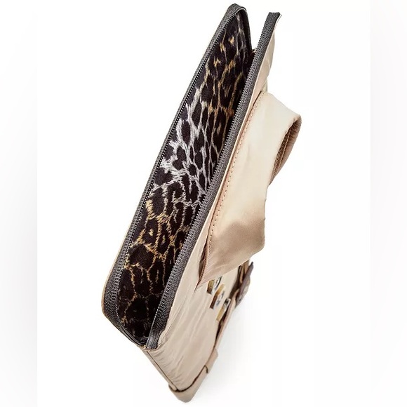 Jeremy Scott London Fog - Trench Laptop Case - Picture 6 of 9